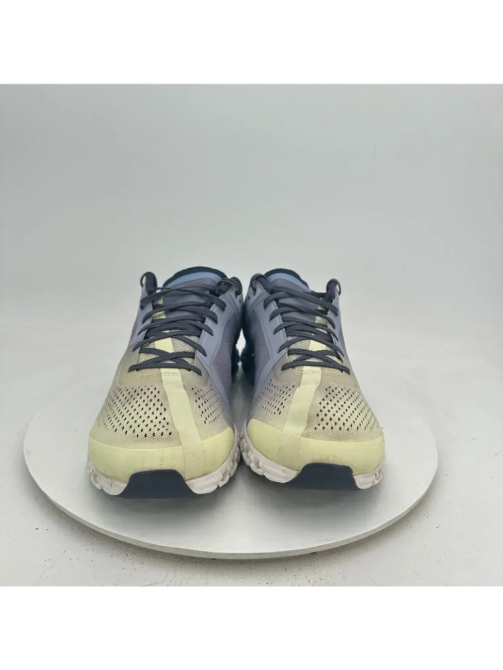 On Cloudflow Swiss Engineering Women Sz 11 35.98207 Nimbus Seedling Running Shoe